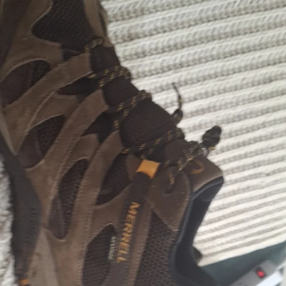 Merrell Brown and Black Athletic Shoes Rugged Design Waterproof - Picture 4 of 7